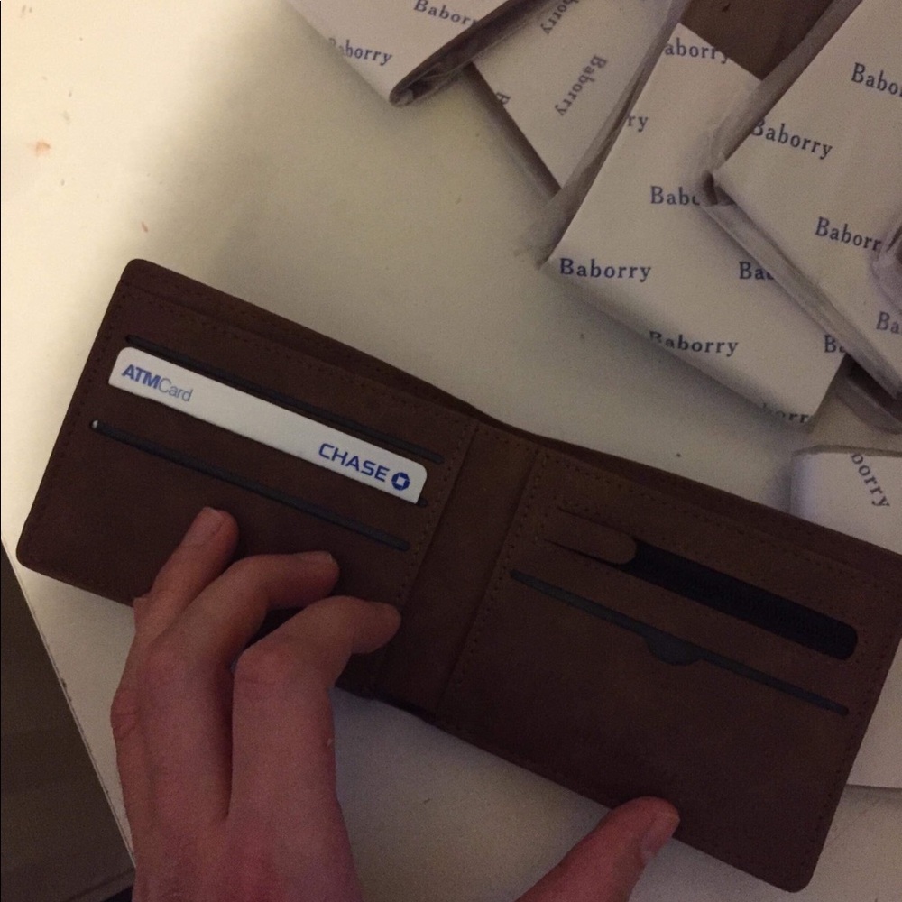 Wallet - Picture 2 of 5